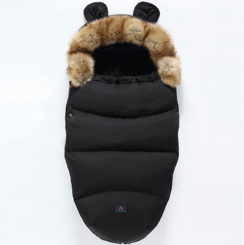 Flauschiger Baby Fußsack