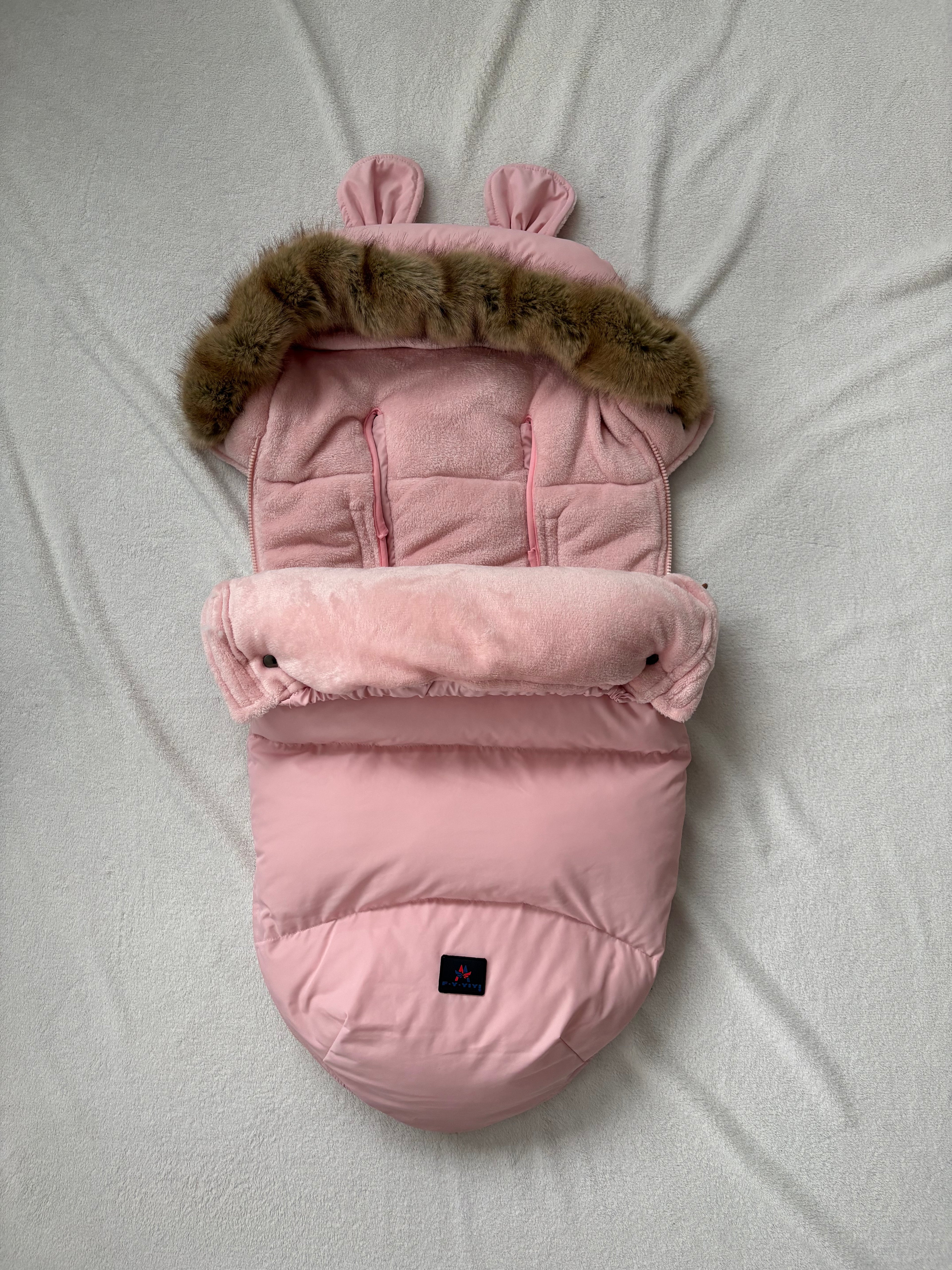 Flauschiger Baby Fußsack
